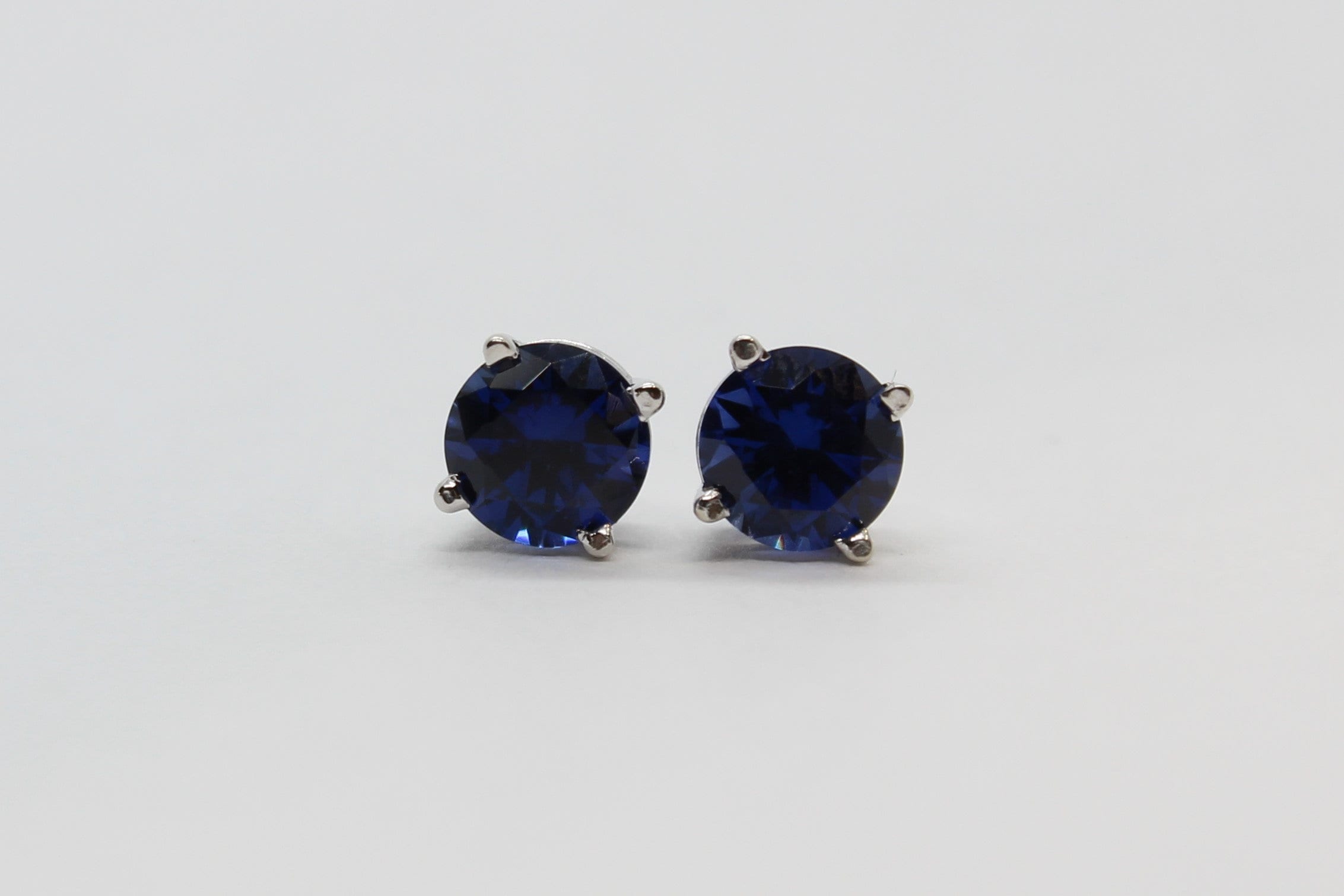 Clemans and Co. Collection  Earring EA39