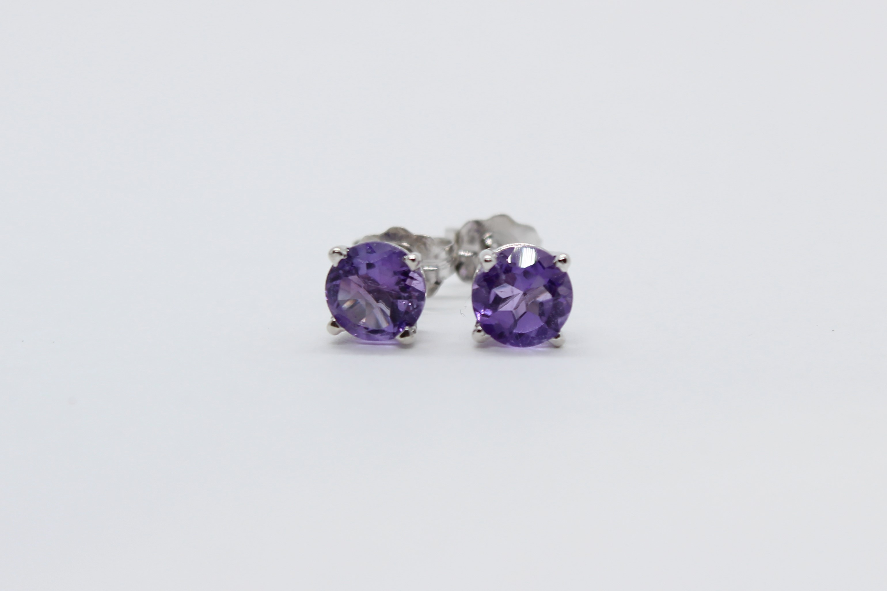 Clemans and Co. Collection  Earring EA07